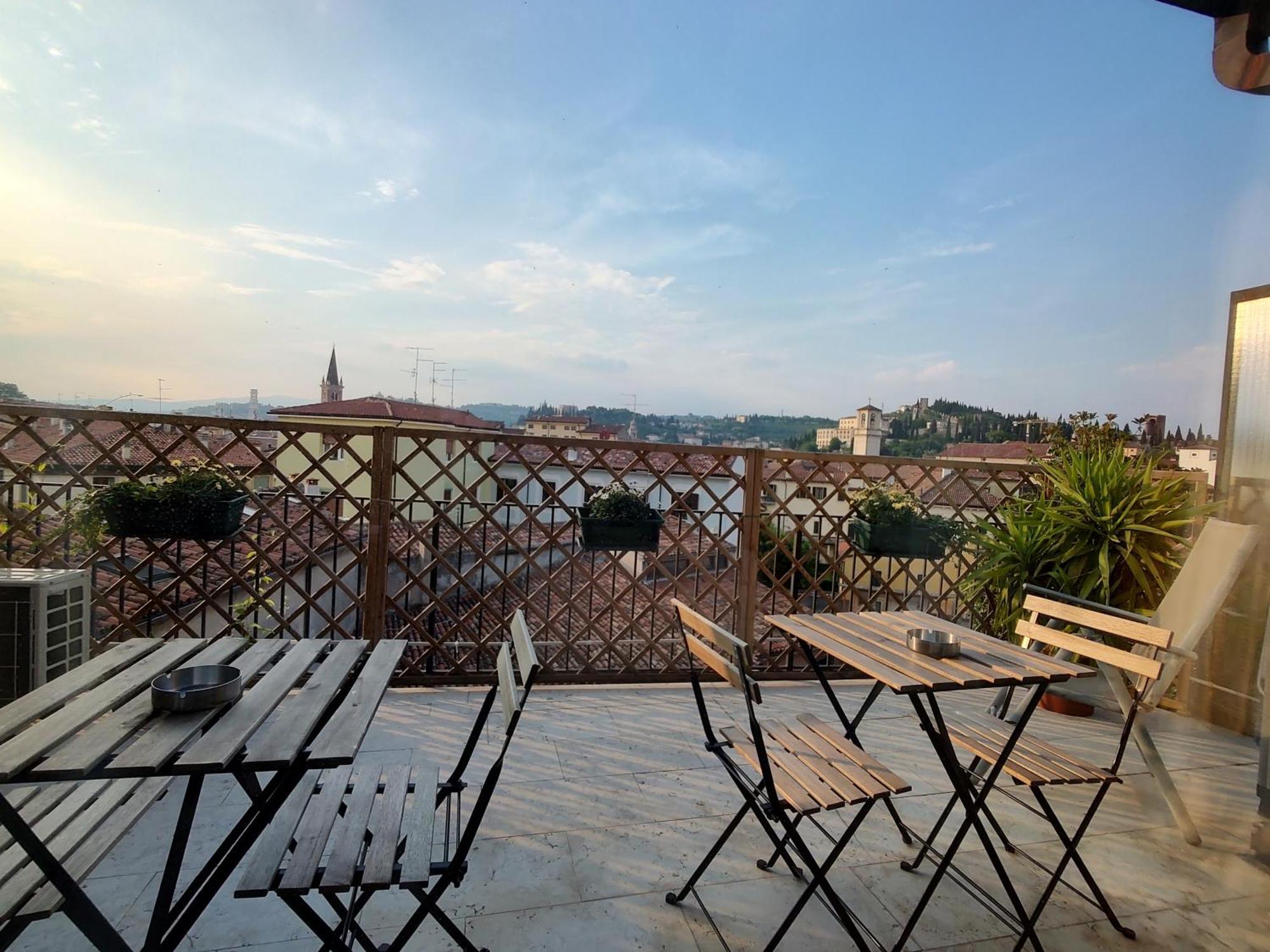 Verona Relax & Stay Rooms Ngoại thất bức ảnh